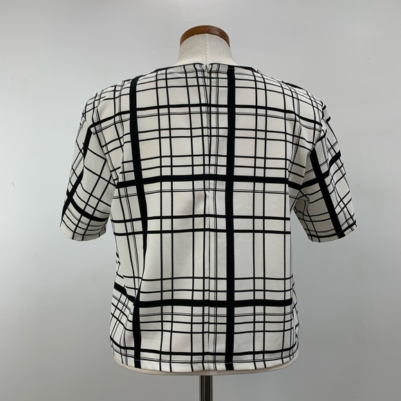 Plaid Blouse - Picture 2 of 2
